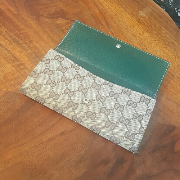 Vintage Gucci Wallet - Picture 5 of 5